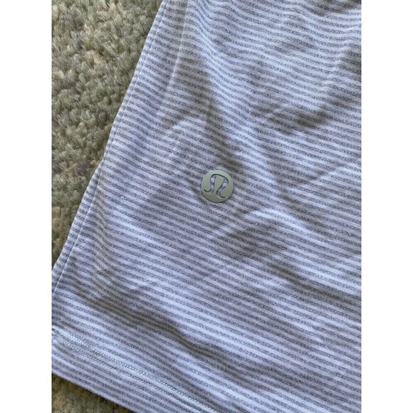 Mens Lululemon T-Shirt Tee Size Medium White & Blue Stripes - Picture 6 of 6